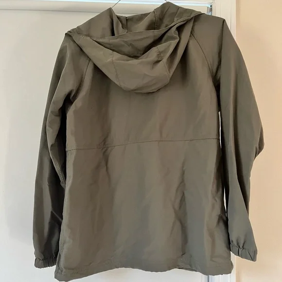 L.L.Bean Olive Green Hooded Rain Jacket - Picture 6 of 6